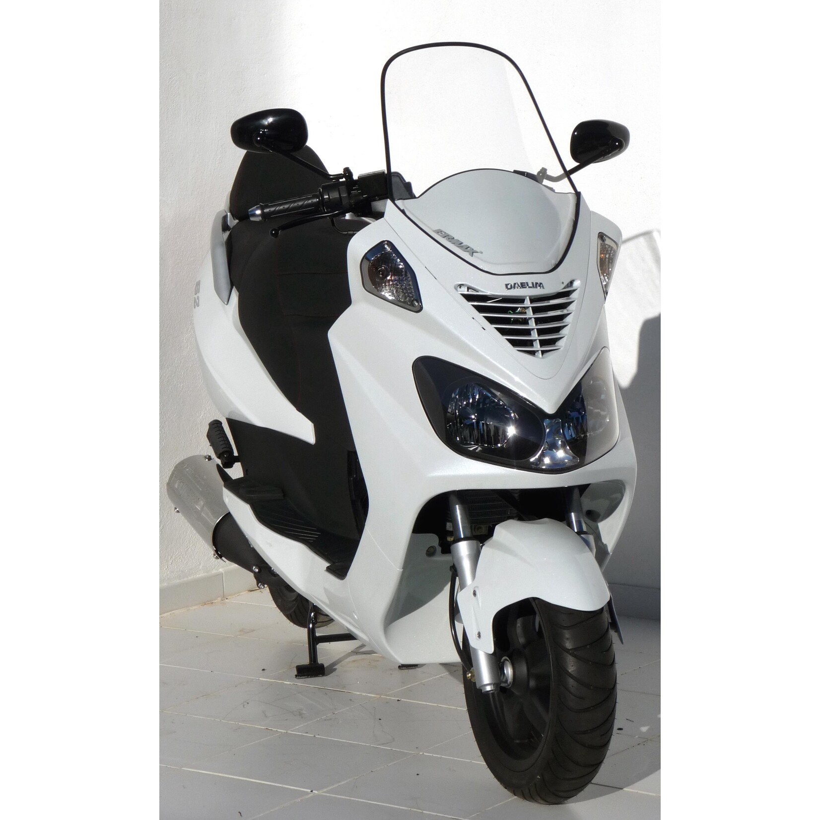 Ermax windshield original size (54cm ) ermax for 125 S2 2006-2010 clear