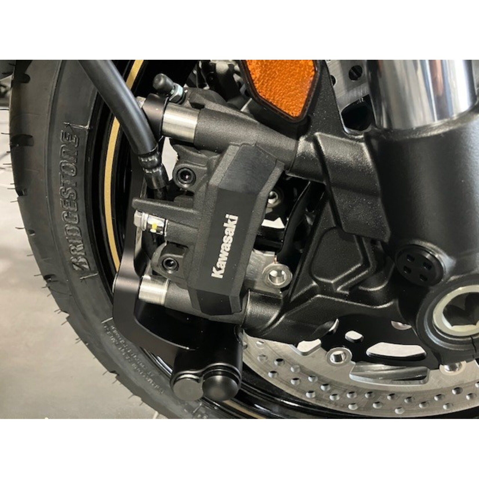Roadlok ROADLOK XRA-108R Integrated Disc Lock 108mm Right Side