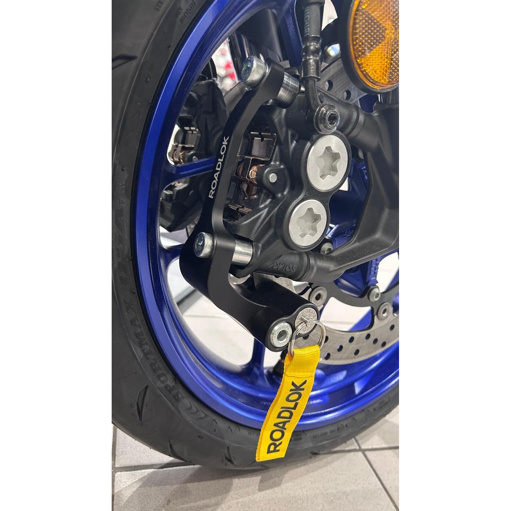 Roadlok ROADLOK XRA-108R Integrated Disc Lock 108mm Right Side