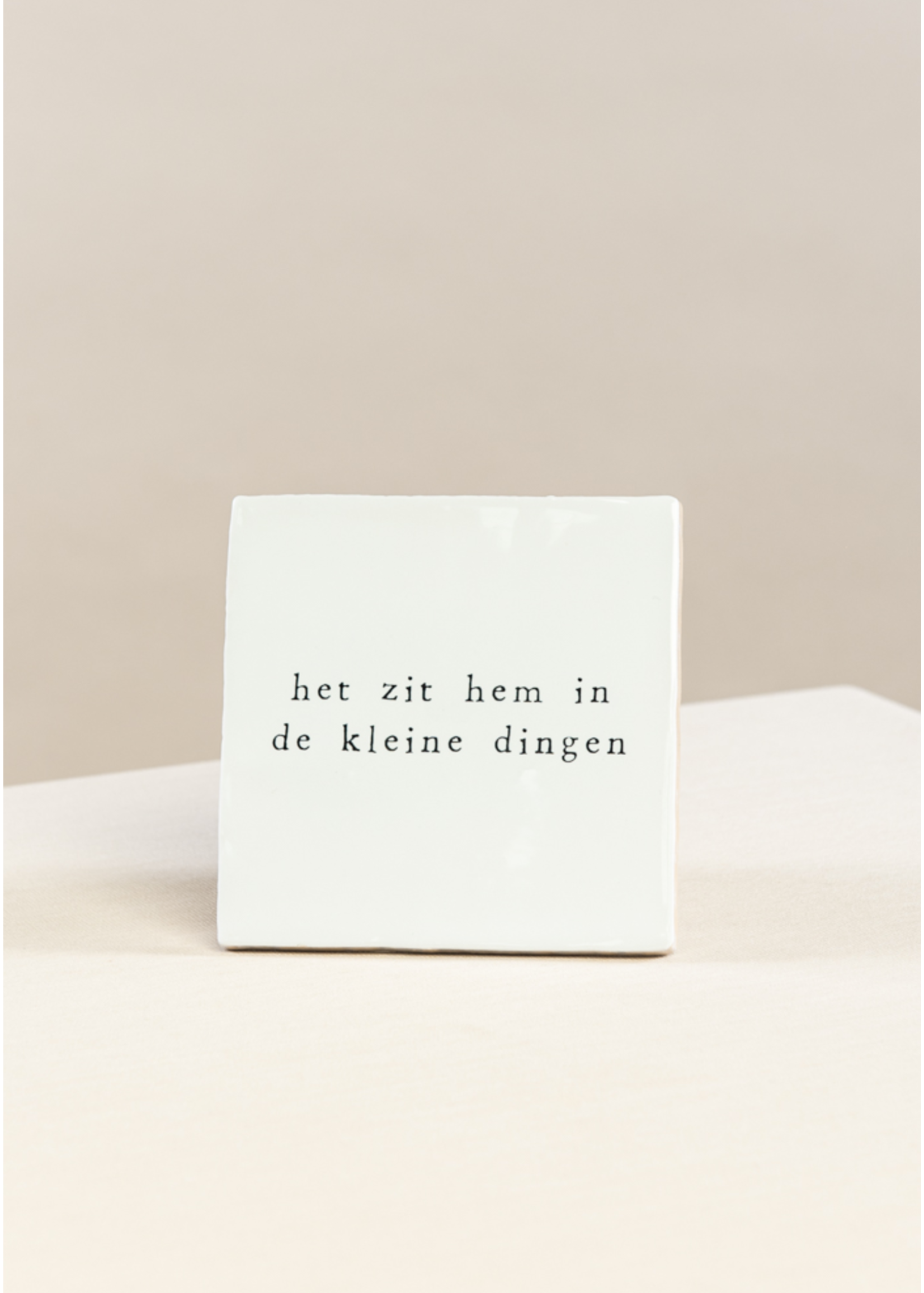 The Little Rich Geschenk tegel ''het zit hem in de kleine dingen''