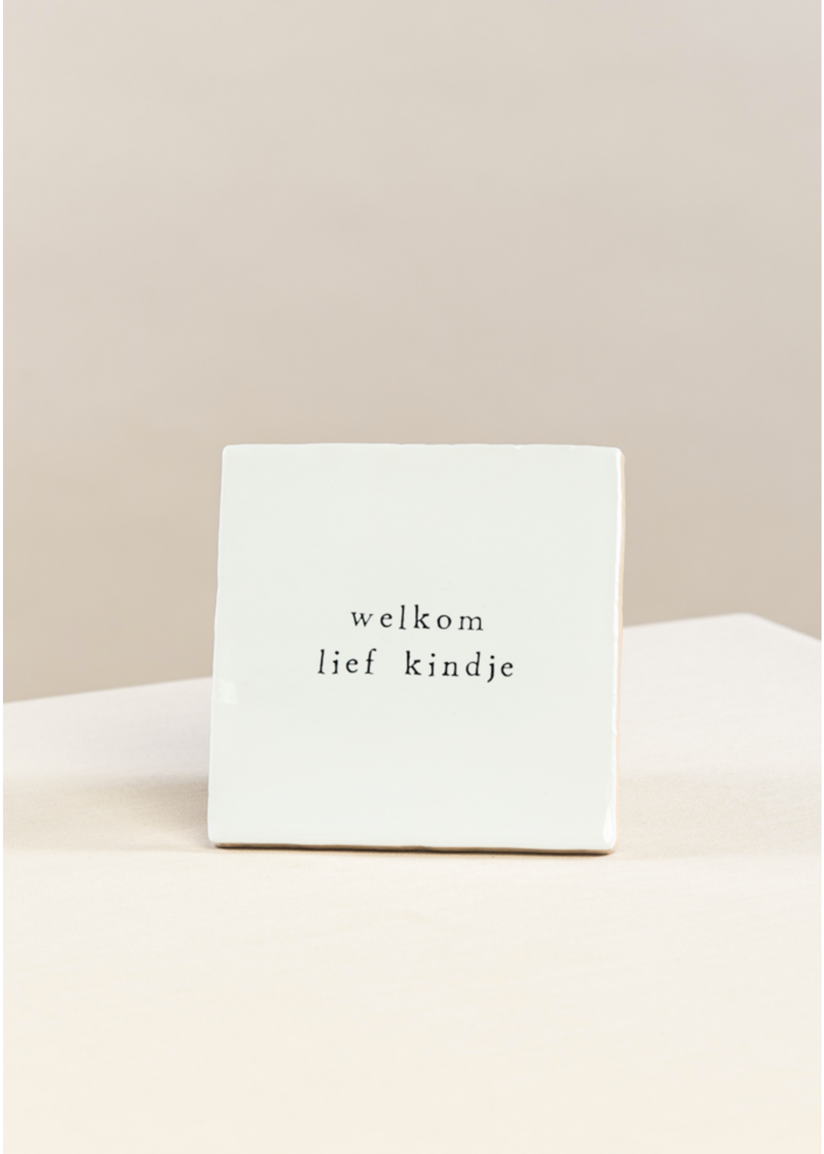 The Little Rich Geschenk tegel ''welkom lief kindje''