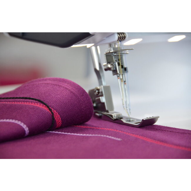 bernette - b62 Airlock - Coverlock