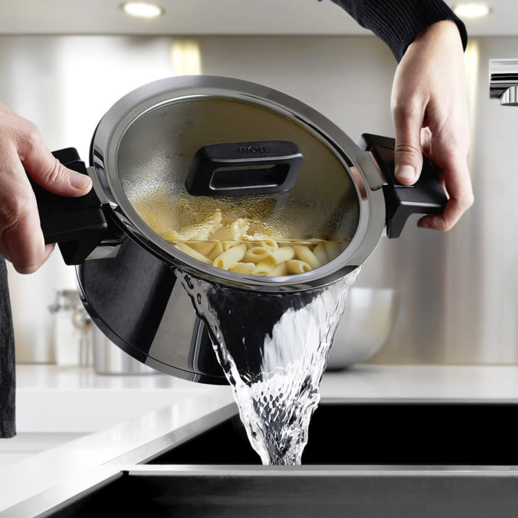 WOLL WOLL CONCEPT PANNENSET 18-20-24 MET DEKSEL GLAS RVS