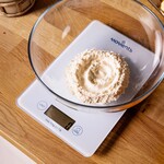 MOMENTS MOMENTS KEUKENWEEGSCHAAL WIT