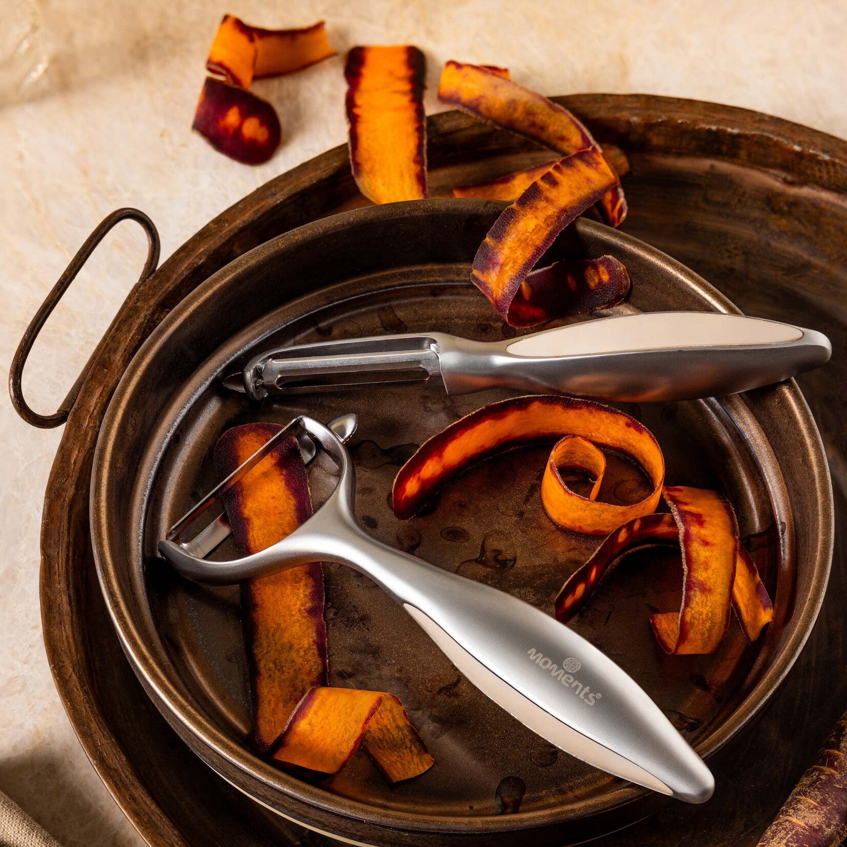 MOMENTS MOMENTS DUNSCHILLER SET 2-DLG RVS