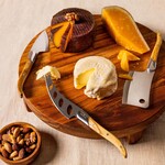 MOMENTS MOMENTS KAASMESSEN OLIJFHOUT SET 2-DLG