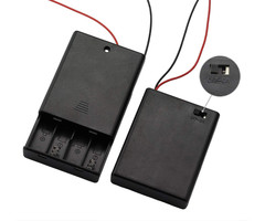 Otronic 4x AAA-Batteriehalter mit Ein-/Ausschalter (6V)