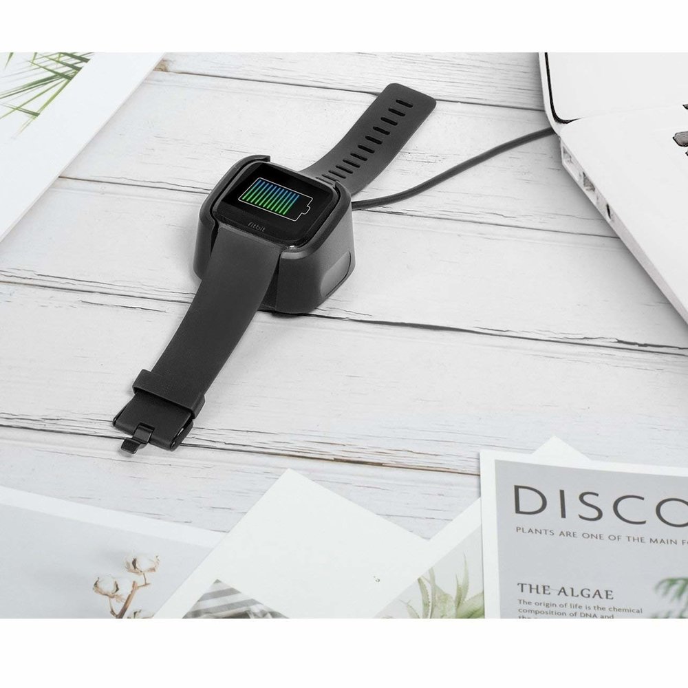 Strap-it Strap-it Fitbit Versa 2 charging cable Strap-it Strap-it Fitbit Versa 2 charging cable