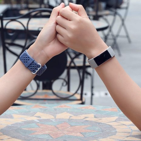 Strap-it Strap-it Fitbit Charge 4 Breathable Strap (Grey) Strap-it Strap-it Fitbit Charge 4 Breathable Strap (Grey)