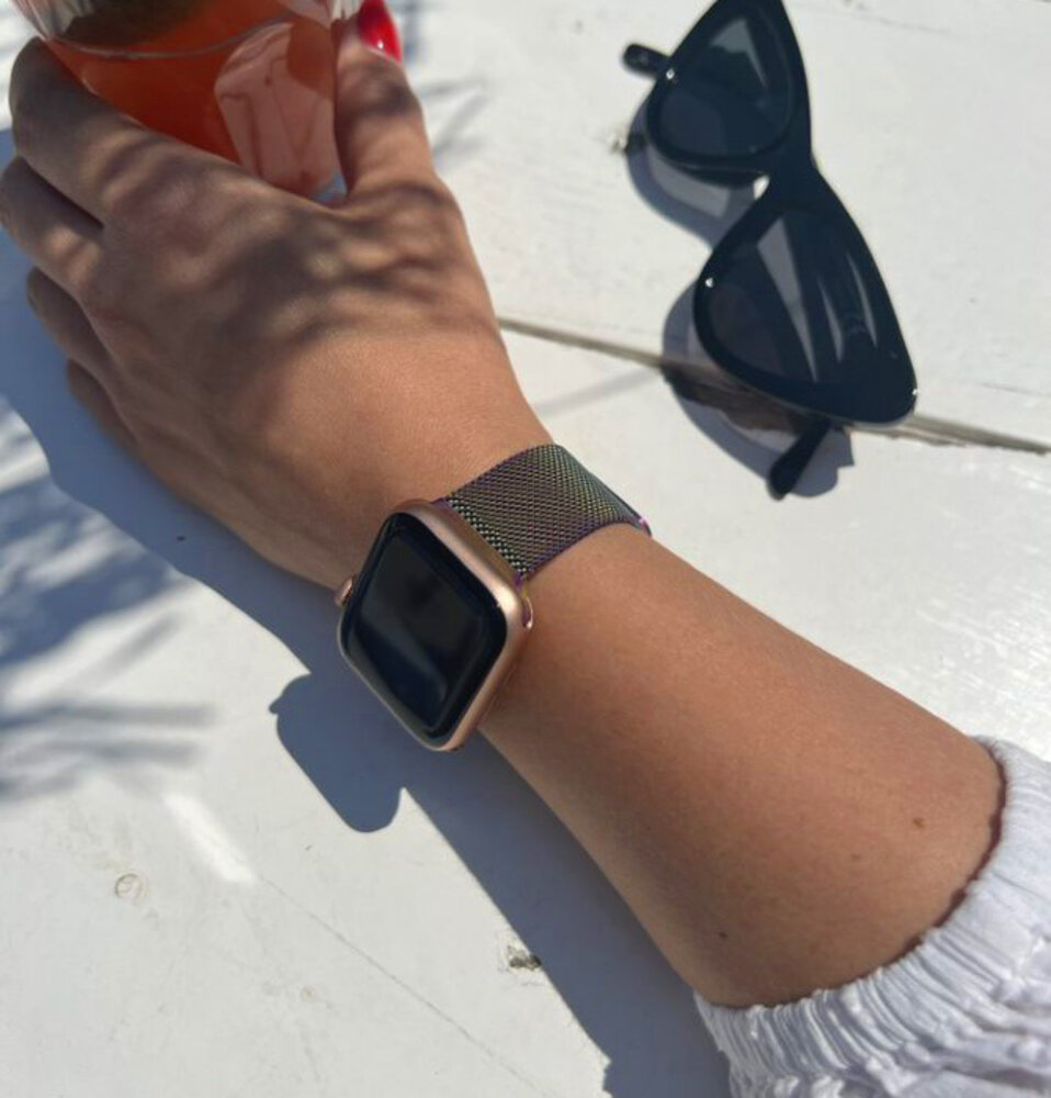 Strap-it Strap-it Fitbit Sense 2 Milanese Strap (Pearlescent) Strap-it Strap-it Fitbit Sense 2 Milanese Strap (Pearlescent)