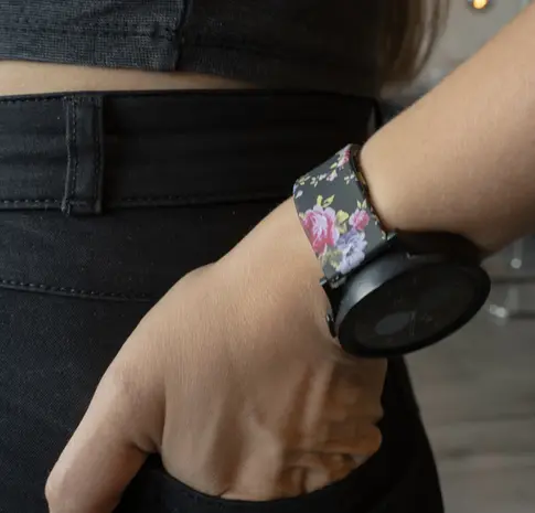 Strap-it Strap-it Pink Flower Amazfit GTS 3 Strap Strap-it Strap-it Pink Flower Amazfit GTS 3 Strap