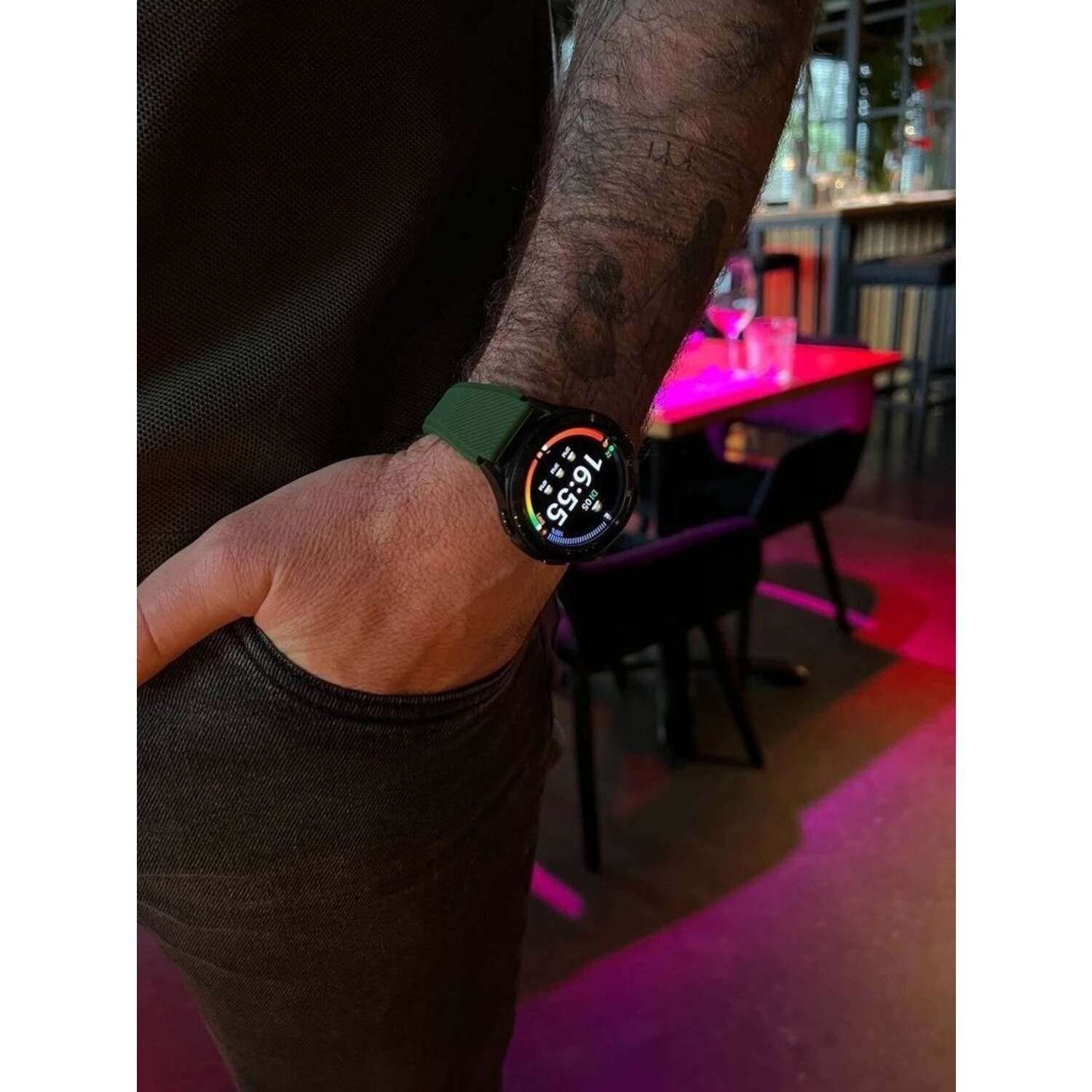 Strap it Strap it Huawei Watch GT 2 Pro Silicone Strap with Buckle Green