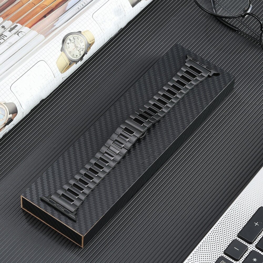 Strap-it Strap-it Apple Watch Luxury Titanium Strap (Black) Strap-it Strap-it Apple Watch Luxury Titanium Strap (Black)