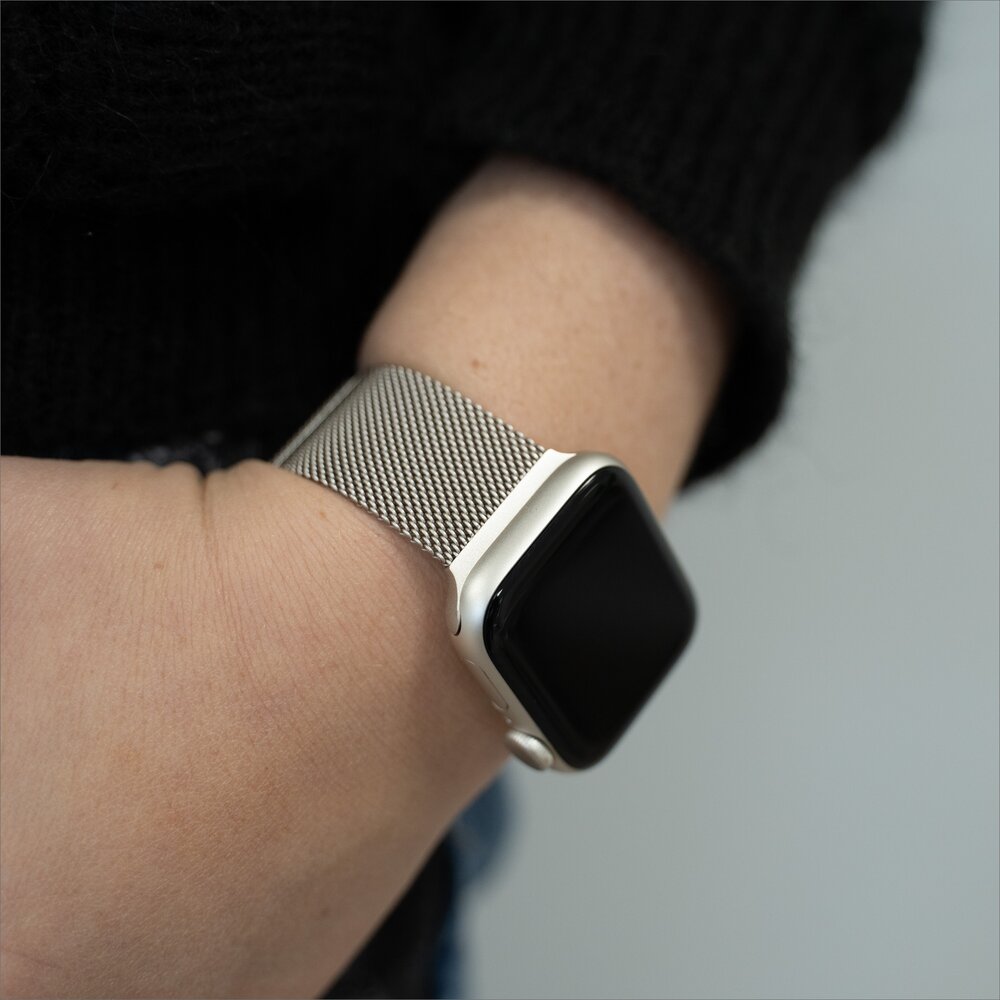 Apple Watch Milanese Strap Starlight