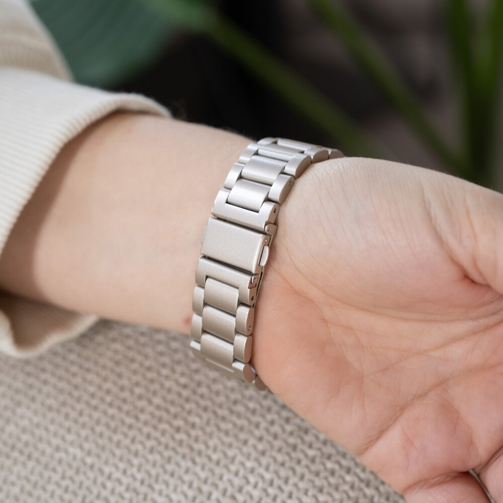 Strap-it Strap-it Fitbit Charge 6 Steel Strap (Starlight) Strap-it Strap-it Fitbit Charge 6 Steel Strap (Starlight)