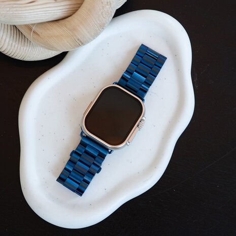 Strap-it Strap-it Apple Watch Steel Strap (Blue) Strap-it Strap-it Apple Watch Steel Strap (Blue)
