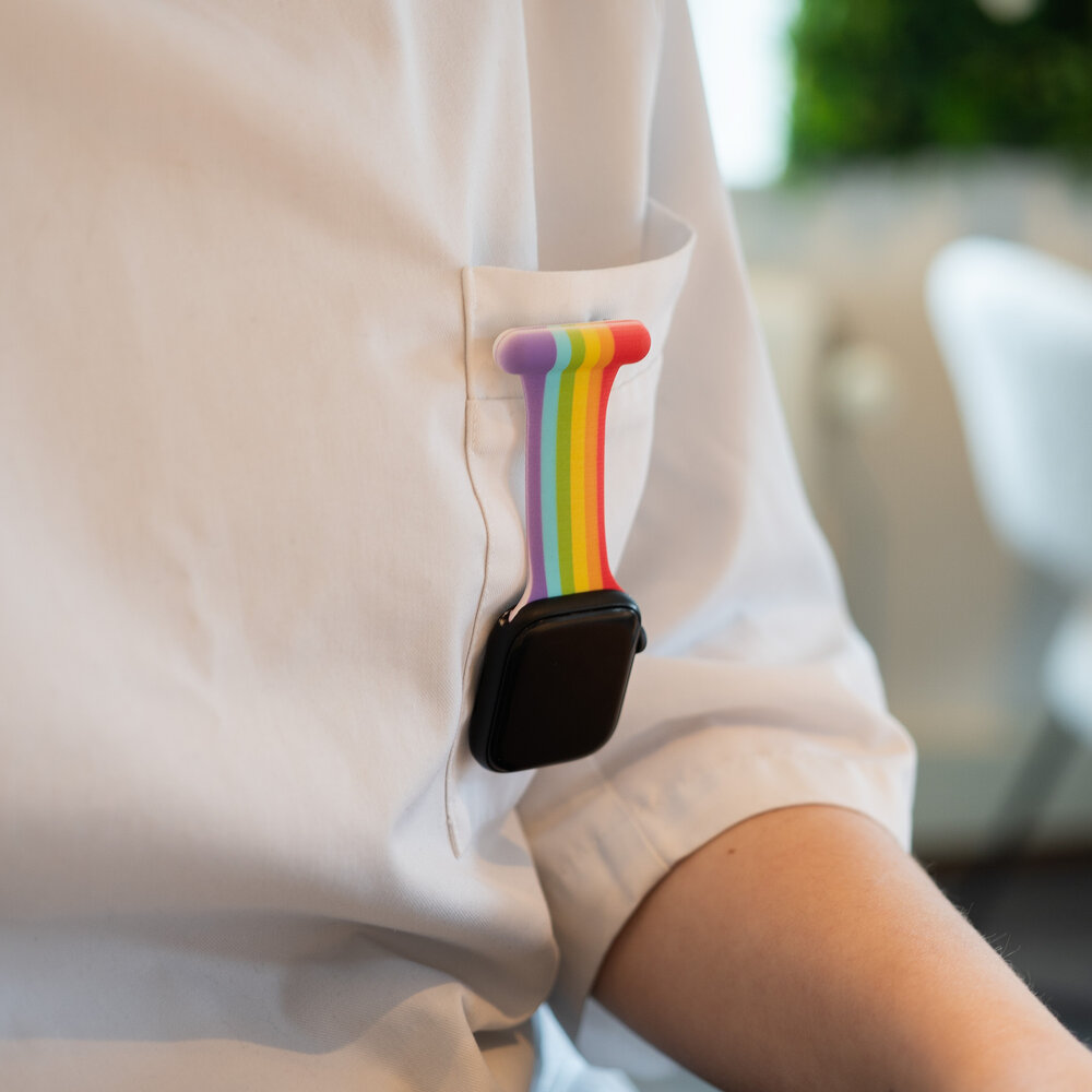 Strap-it Strap-it Apple Watch Nurse Fob (Rainbow) Strap-it Strap-it Apple Watch Nurse Fob (Rainbow)