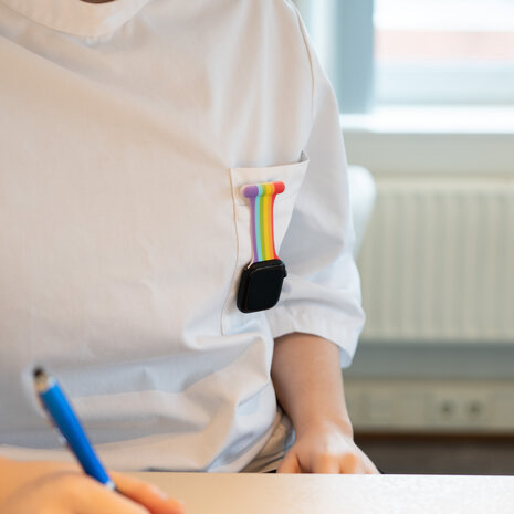 Strap-it Strap-it Apple Watch Nurse Fob (Rainbow) Strap-it Strap-it Apple Watch Nurse Fob (Rainbow)