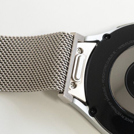 Strap-it Strap-it Samsung Galaxy Watch FE 'One push' Milanese Strap (Champagne Gold) Strap-it Strap-it Samsung Galaxy Watch FE 'One push' Milanese Strap (Champagne Gold)