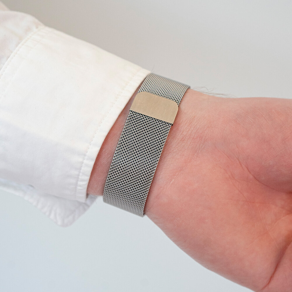 Strap-it Strap-it Samsung Galaxy Watch 7 - 40mm 'One Push' Milanese Strap (Silver) Strap-it Strap-it Samsung Galaxy Watch 7 - 40mm 'One Push' Milanese Strap (Silver)