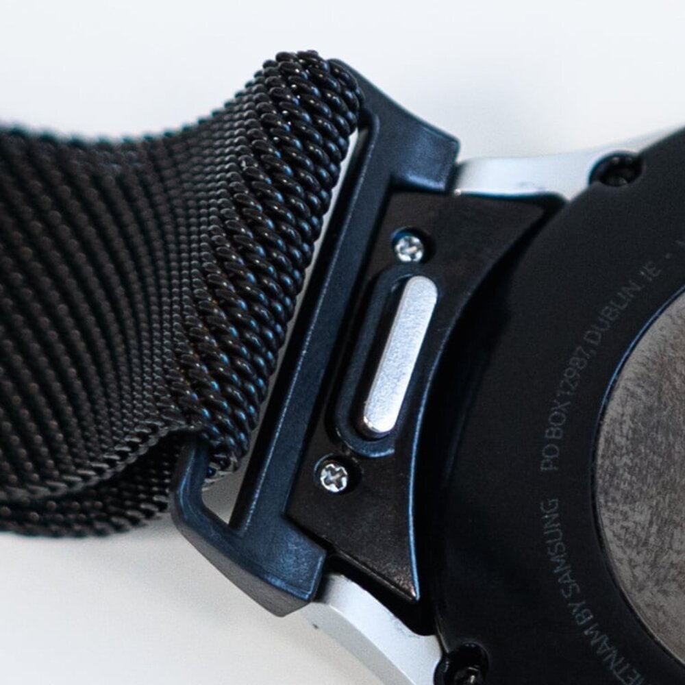 Strap-it Strap-it Samsung Galaxy Watch 7 - 44mm 'One Push' Milanese Strap (Black) Strap-it Strap-it Samsung Galaxy Watch 7 - 44mm 'One Push' Milanese Strap (Black)