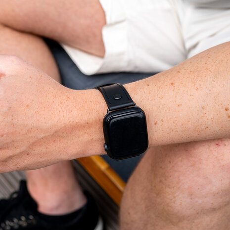 Strap-it Strap-it Apple Watch Leather Strap with Screw (Black) Strap-it Strap-it Apple Watch Leather Strap with Screw (Black)