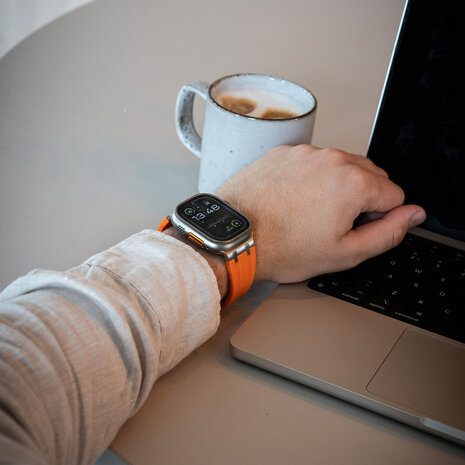 Bandz Bandz Apple Watch Silicone Strap 'Luxe Liquid' (Orange With Silver)