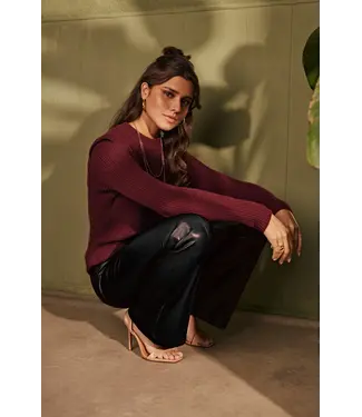 Radical Sweater Hazel Burgundy