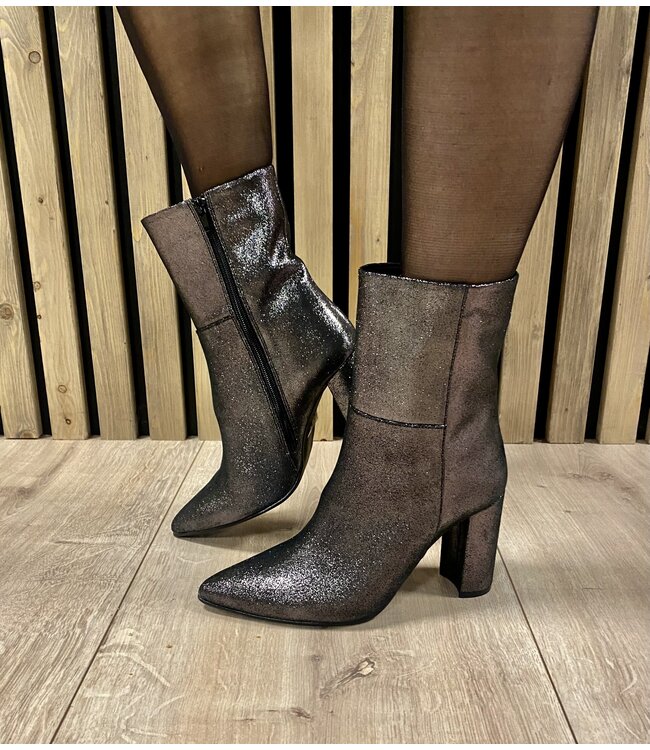 Laars Noa Pewter Metallic