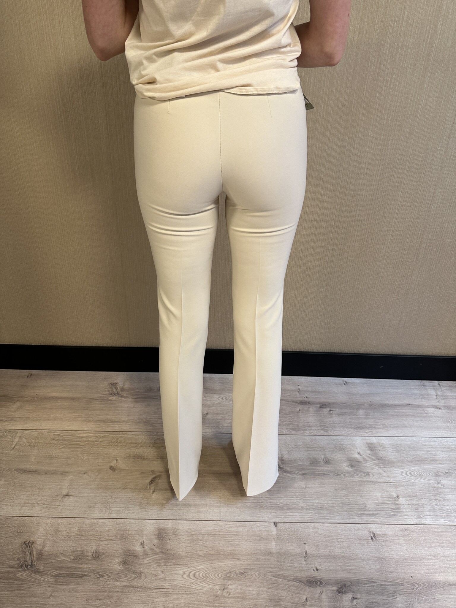Pantalon Rinascimento Taille M Neuf Sans étiquette - Couleur Orange Style Léger
