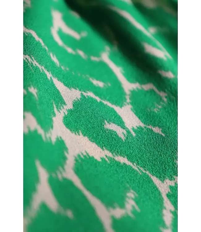 Lofty Manner Short Sade Landscape Print