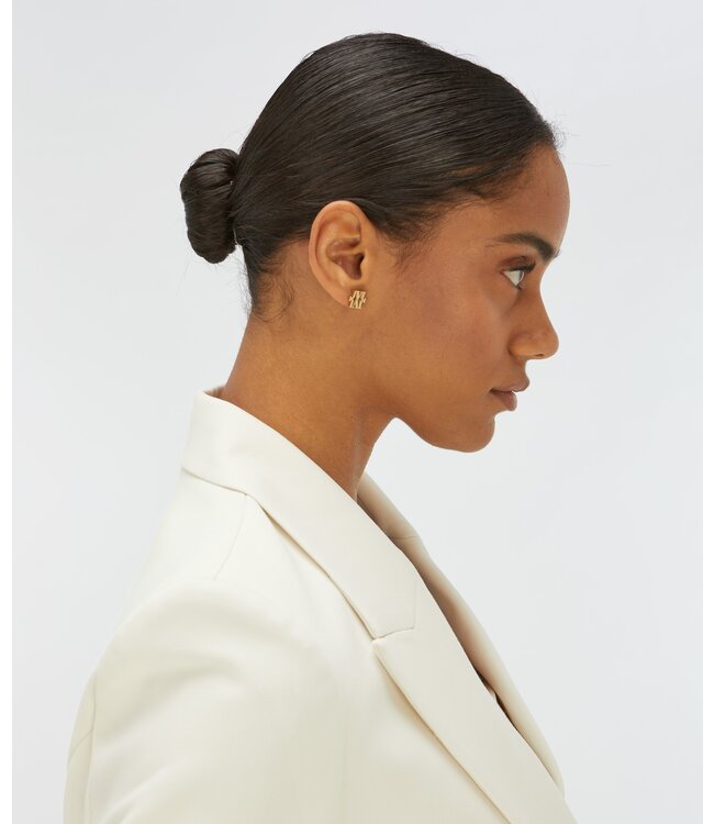 Josh V Oorbellen Mikaela Gold