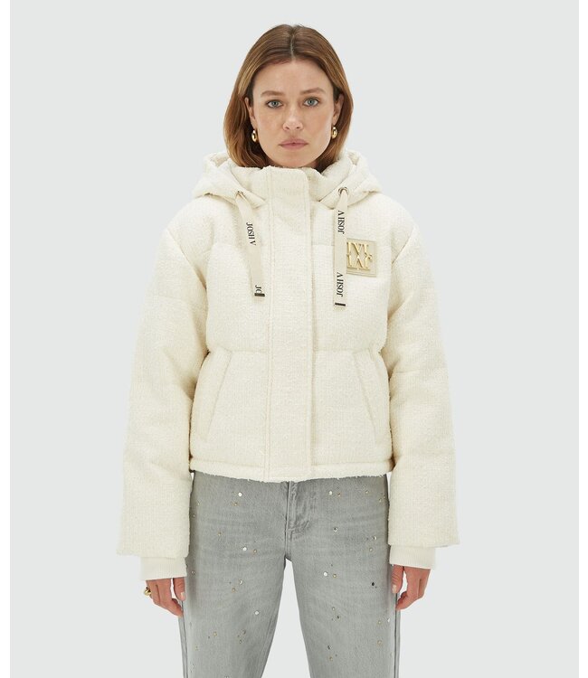 Josh V Jas Alice Cocoon White