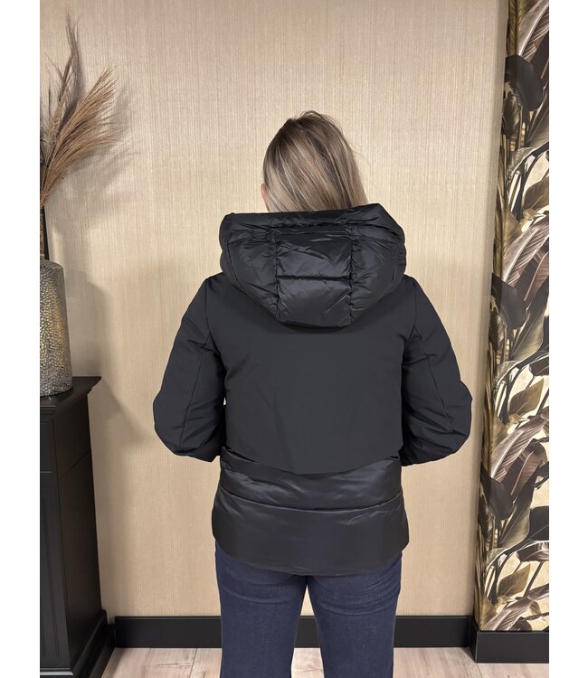 Rinascimento Jas Donya Black