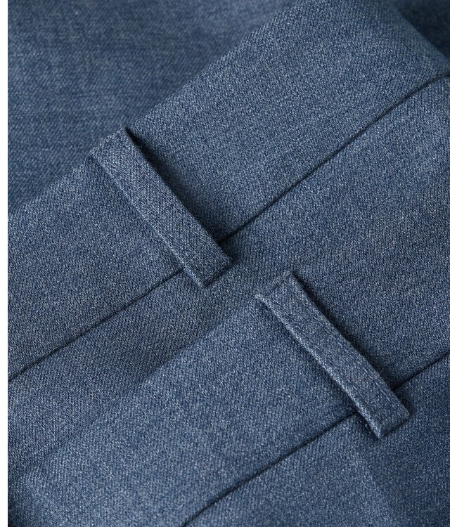 Josh V Broek Liora Blue Chambray