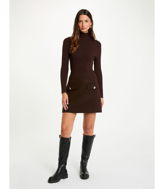 Morgan Jurk Regoya Cafe