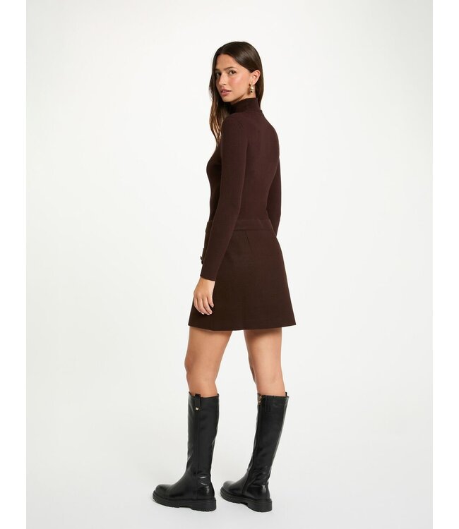 Morgan Jurk Regoya Cafe