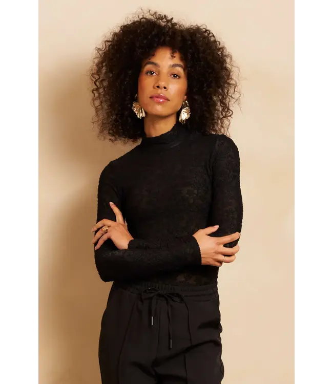 Lofty Manner Top Eliora Black