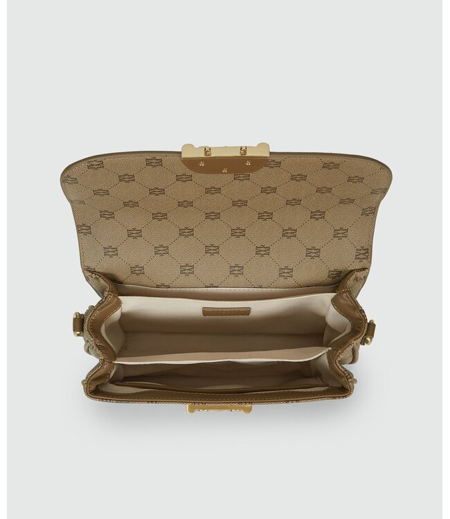 Josh V Tas Imre Mink