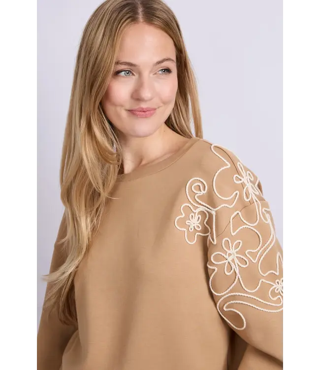 CS The Label Sweater Wilhelmina Tiger Eye