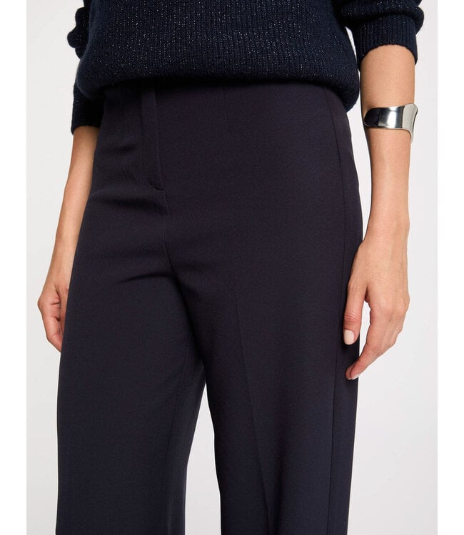 Morgan Broek Poya Marine