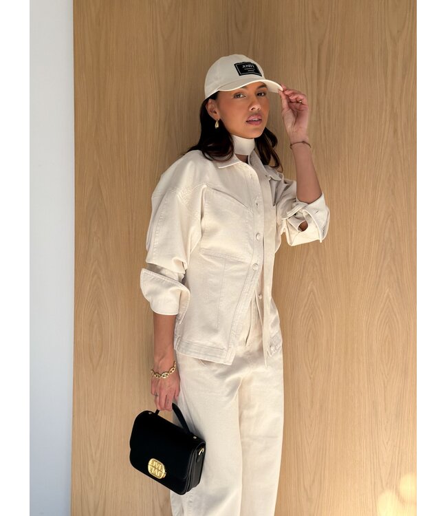 Josh V Pet Iconic Creme White