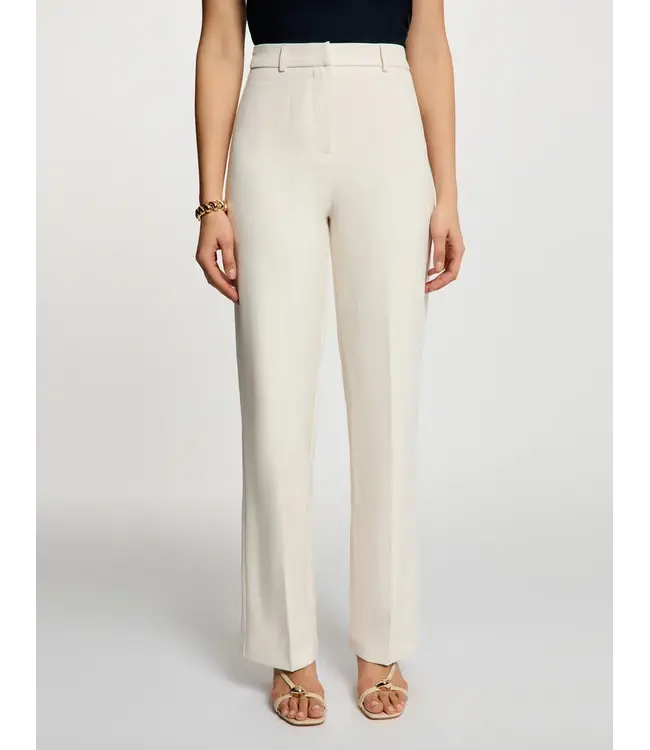 Morgan Broek Poya.f White Smoke