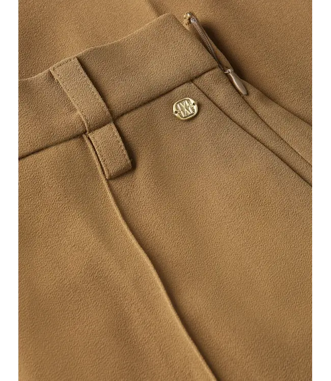 Josh V Broek Essa Khaki