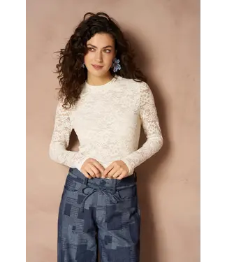 Lofty Manner Lofty Manner Top Irea Cream