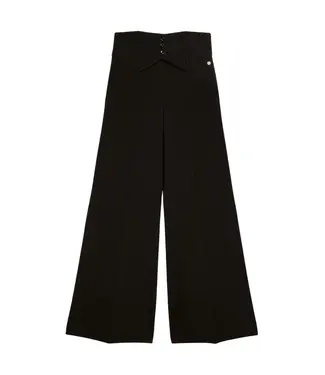 Josh V Josh V Broek Petra Black