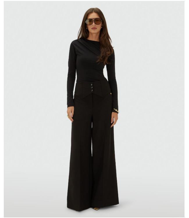 Josh V Broek Petra Black