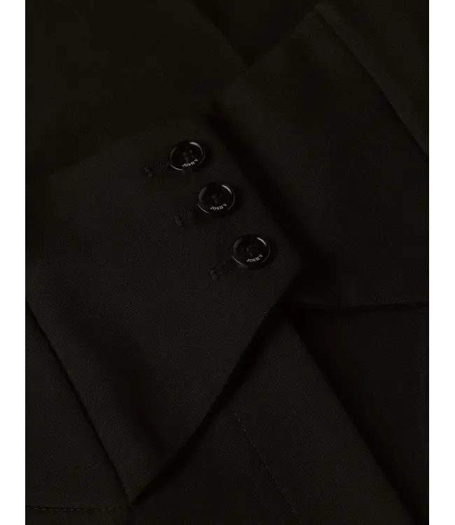 Josh V Broek Petra Black