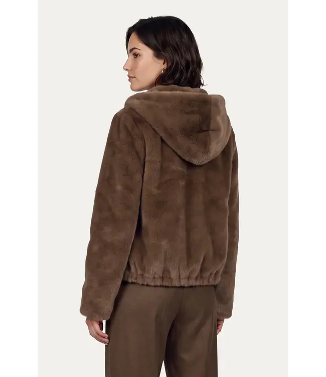 CS The Label Jas Ona Dark Walnut
