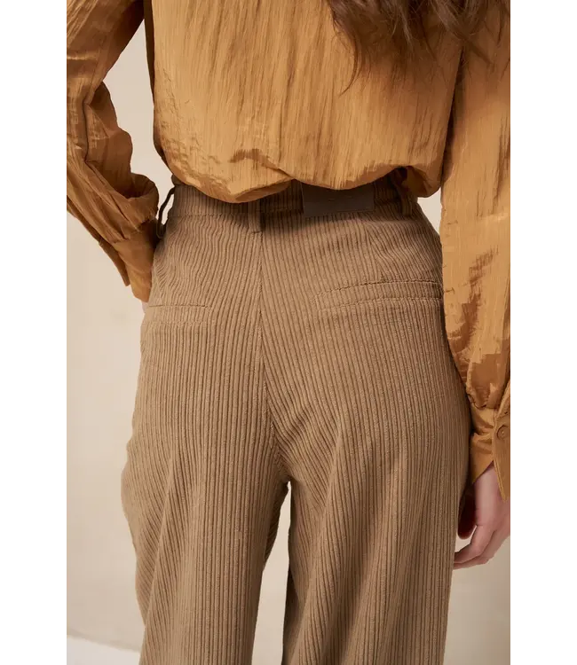 Lofty Manner Broek Josy Pleated Curduroy Taupe